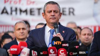 CHP Genel Başkanı Özgür Özel'den Esenyurt açıklaması: Nöbete devam kararı aldık