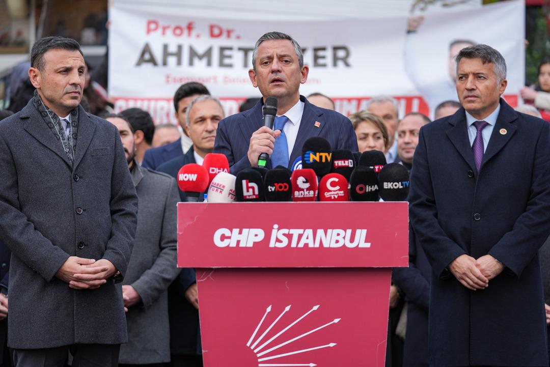 AA-20241118-36228813-36228805-CHP_GENEL_BASKANI_OZEL_ESENYURTTA_KONUSTU