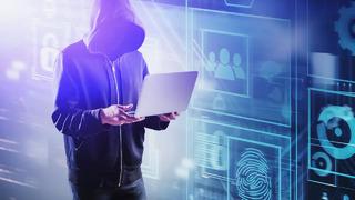 Akademisyenin hayatını kabusa çevirdiler! Adına 9 ayrı bankadan 20 kredi kartı çıkartıldı, kredi çekildi...