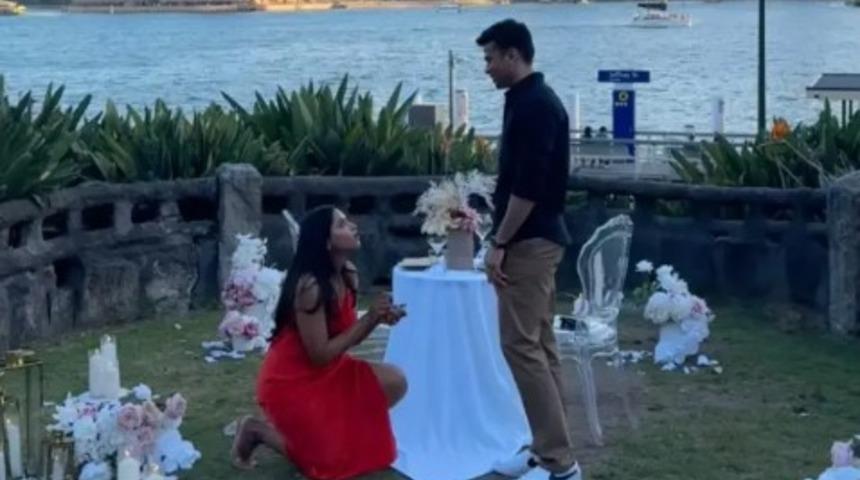 Bu evlilik teklifi sosyal medyayı ikiye b&ouml;ld&uuml;! Destekleyen de vardı eleştiren de: "Hepimizi utandırmayın"