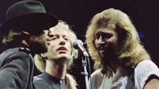 Bee Gees'in iki efsanevi ismi dört gün arayla hayatını kaybetti! 