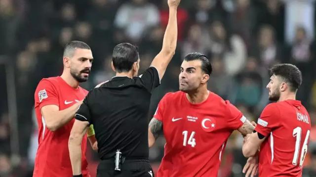 Abdülkerim Bardakcı'dan Milli Takım'a kötü haber! Karadağ deplasmanında yok...