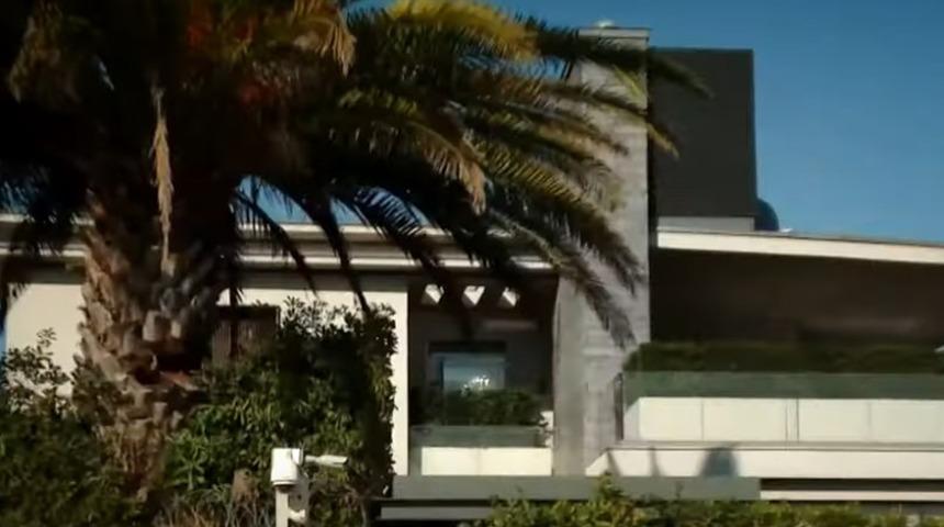 Milyon dolarlar verip aldılar adı uğursuz yalıya çıktı! Son 3 sahibinin de başına aynı şey geldi