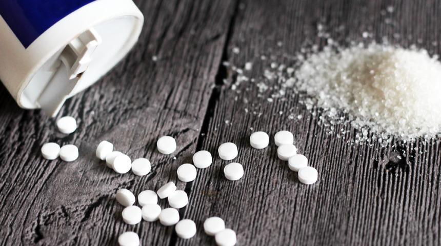 Aspartam nedir, zararlı mı? Aspartam zararları ve aspartam içeren ürünler