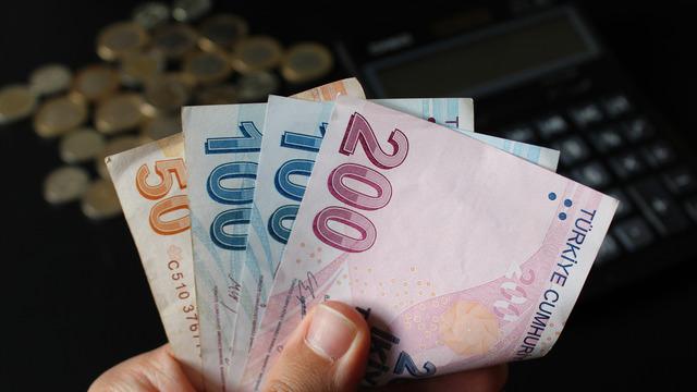 GSS BORCU 2025 | 2024'te aylık 600 liraydı! Milyonlara güzel haber: 1 Ocak 2025'te süre doluyordu ama... Erteleme kararı masada