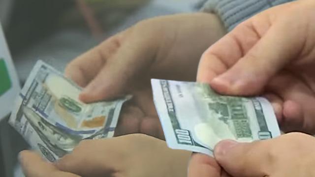 '50'lik banknot dolar alış satışını durdurduk' Piyasada panik!