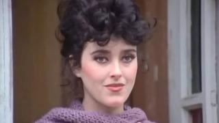 Herkes onu Yeşilçam'ın Şekerpare'si olarak tanıdı! Yaprak Özdemiroğlu yıllara meydan okuyor! Son halini gören inanamadı 