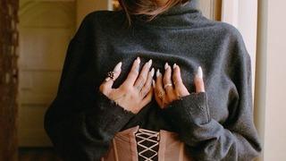 Ünlü futbolcuyla adı aşk dedikodularına karışan Mia Khalifa, söylentilere sert tepki gösterdi! Küçük yaştaki biriyle çıkmazdım