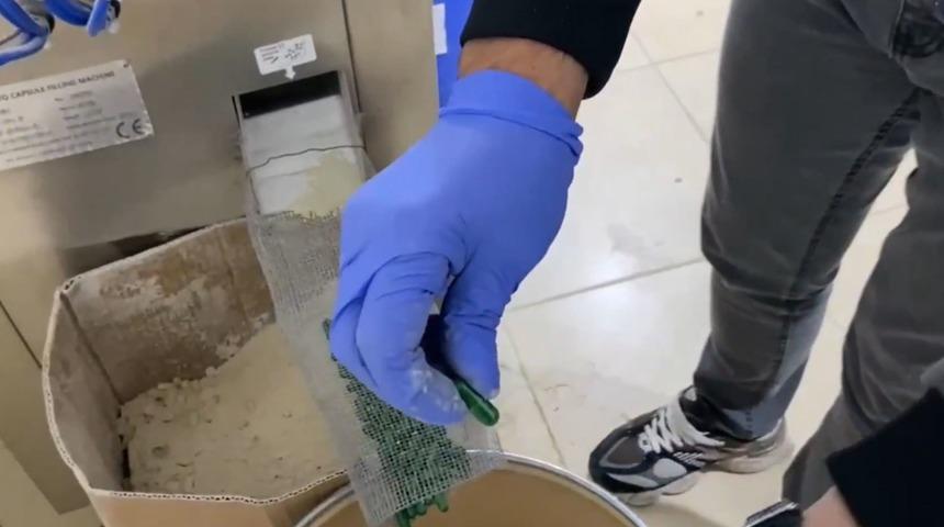 İstanbul'da dev uyuşturucu operasyonu! Bir seferde ele geçirilen en yüksek miktar: Tam 34 milyon 270 bin adet!