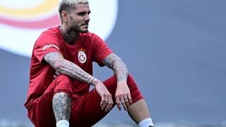 Galatasaray'ın yıldızı Mauro Icardi'nin sosyal medya hesabından yaptığı paylaşım kafaları karıştırdı! 