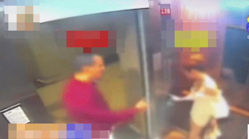 Taciz anları saniye saniye kamerada! Asansöre bindi yetmedi dairesinin kapısına kadar takip etti: Elini kolunu sallayarak girdi