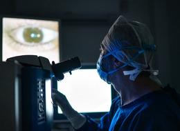 Özel hastanelerde 'göz' vurgunu! 700 bin sahte ameliyat, 16 bin sağlıklı insana yanlış göz ameliyatı... 'Parayı geri ödedik' diye savundu