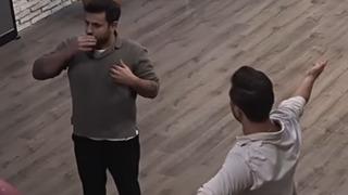 MasterChef'te şaşırtan kavga! Onur ve Semih birbirine girdi, tepkiler yükseldi! 'İndir o elini'