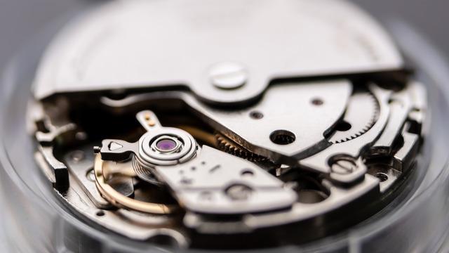 Otomatik saat nedir, nasıl çalışır? Otomatik saat nasıl kurulur? Otomatik saat ayarlama