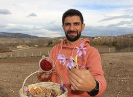 Nusret'e bile satıyor... 'Çiçekten para mı kazanacaksın' diye güldüler! Şimdi 1 kilosundan 500 bin lira kazanıyor! 