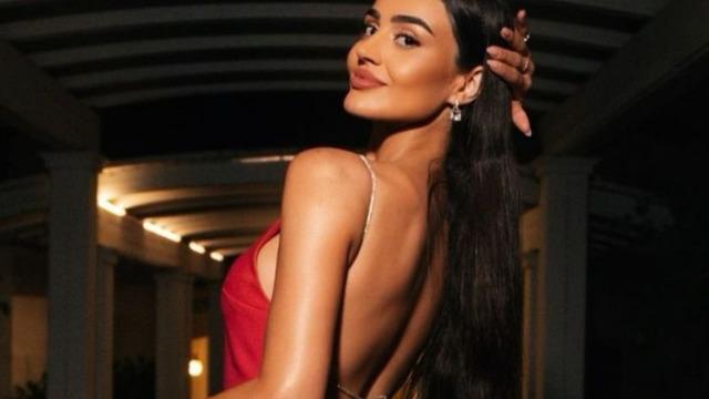 Ünlü türkücü Elif Buse Doğan'ın saplantılı hayranıyla başı dertte! Kıyafeti üzerinden adım adım takip etti! Hakim karşısında çıktı...