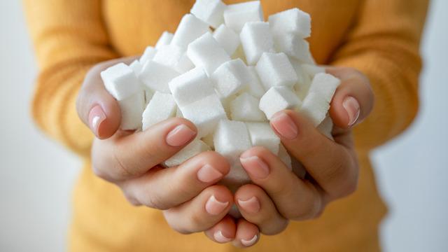Gıda ürünlerinde önemli değişiklik! Fruktoz ve glukoz şurubu ile ilgili düzenleme: Resmi Gazete’de yayımlandı