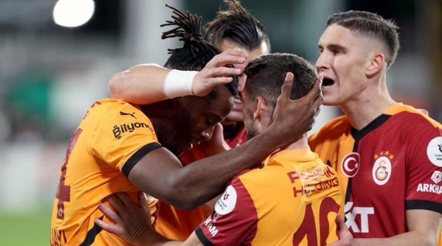 Süper Lig tarihinde bunu başaran yok! Galatasaray'dan dev rekor...