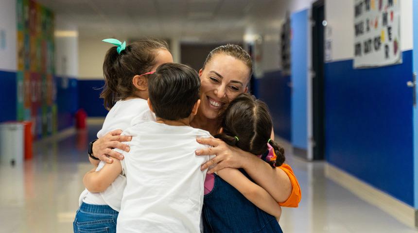Öğretmenler Günü ne zaman, nasıl ve neden kutlanır? Öğretmenler Günü'nün tarihi ve önemi