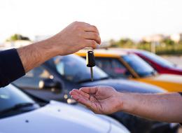 Değeri düşmesin diye 60 bin TL'ye yaptırıyorlar! Talep arttı: Araba satarken düşük fiyatla karşılaşmamak için...