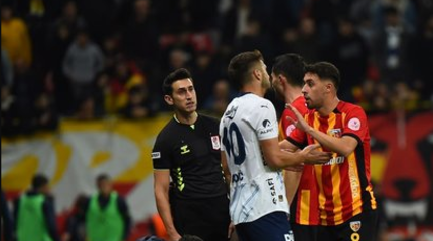 Kayserispor'dan sert Fenerbahçe maçı tepkisi! "Sahada kazanılsın, masa başında değil!"