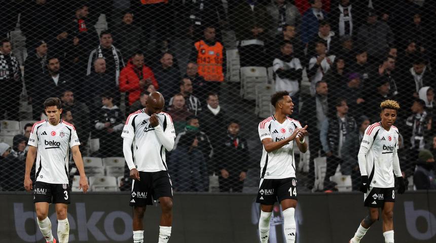 Beşiktaş kazanmayı unuttu! Göztepe'ye 2-0'dan maç verdi... Süper Lig'deki üç puan hasreti 4 maça çıktı! 