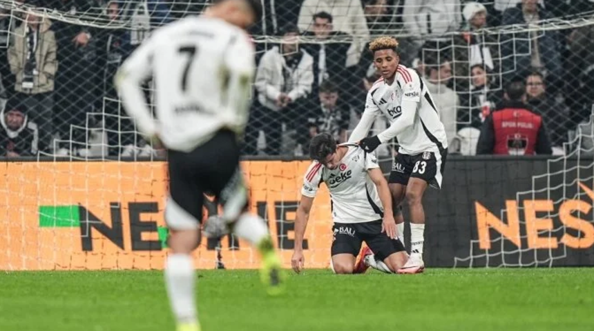 Beşiktaşlı futbolcular Göztepe mağlubiyetinin ardından açıklamalarda bulundu: "Utanç verici, kabul edilemez!" Gedson Fernandes, Gabriel Paulista...