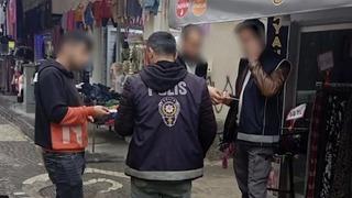 Bakan Yerlikaya duyurdu: Göçmen kaçakçılarına darbe! Binden fazla da düzensiz göçmen yakalandı