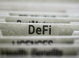 DeFi nedir? DeFi ne işe yarar ve nasıl çalışır? Merkeziyetsiz Finans anlamına gelen DeFi'nin avantajları ve dezavantajları