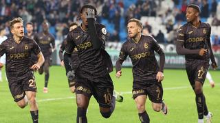 Trabzonspor, Adana Demirspor'a acımadı! Akyazı'da oynanan maçta rakibini gole boğan bordo-mavililer, kötü gidişata 'dur' dedi