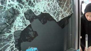 Hırsızlık yaparken yakalandılar! Çalışanlar markete kilitledi