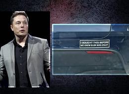 Tesla sürücüleri Elon Musk'a tepkili! Çareyi arabalarına çıkartma yapıştırmakta buldular: Deli olduğunu bilmeden aldım