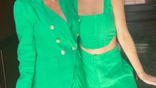 Anne ve kızını gören ayırt etmekte zorlanıyor! Yaşlarını duyan inanamadı: Sadece güçlü genetik