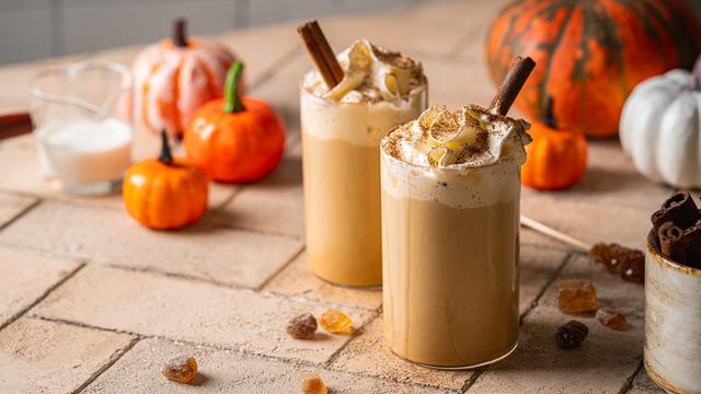 Hazırdan farksız oluyor! İçinizi ısıtacak pumpkin spice latte tarifi! 