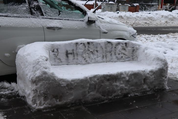 Erzurum dün gece dondu! -17,6 derece ile Türkiye'nin en soğuk yeri Erzurum'un Çat ilçesi oldu... G4