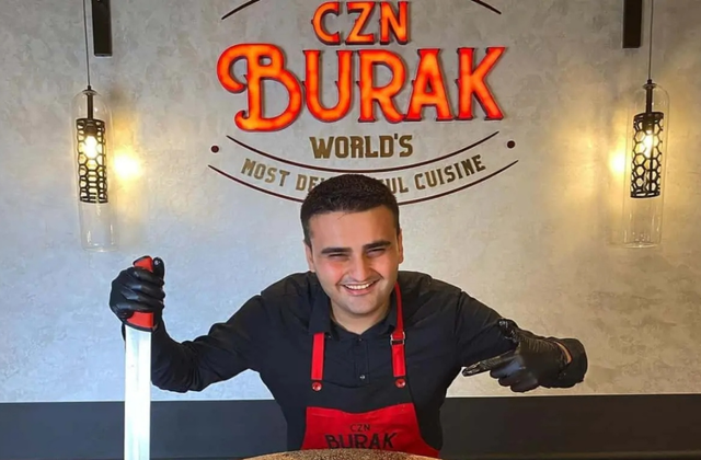 CZN Burak'ın restoran fişi ortaya çıktı! Adisyondaki fiyatlar tartışma yarattı! 3 kişi bakın ne kadar hesap ödedi...