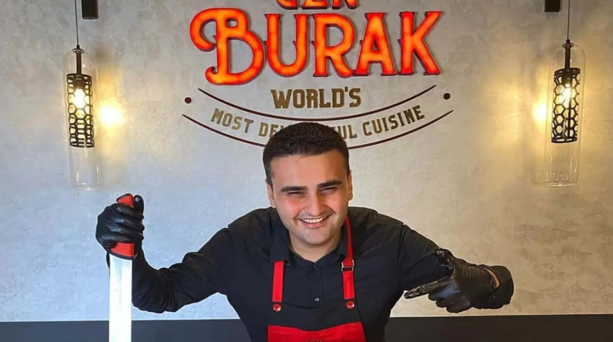 CZN Burak'ın restoran fişi ortaya çıktı! Adisyondaki fiyatlar tartışma yarattı! 3 kişi bakın ne kadar hesap ödedi...