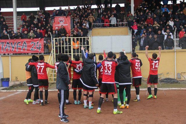 Erzincan’da taraftarlardan 90 dakika Boyunca Afrin’e destek