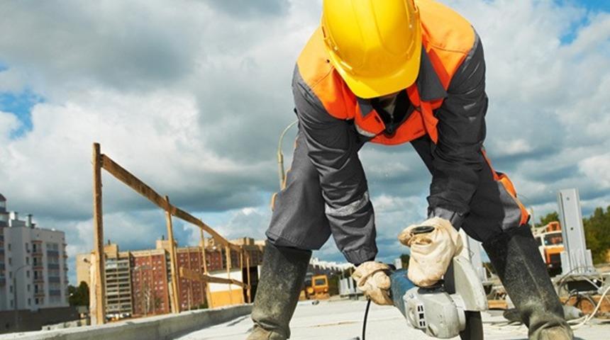 İngiltere Premier Lig'in yıldız ismiydi... Futbolculuk kariyerinin ardından inşaat işçisi oldu!