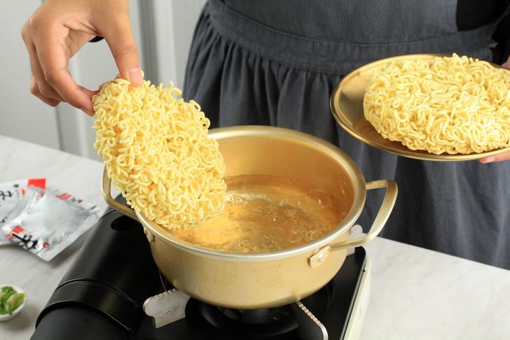 Dünyanın en zararlı besinlerine dikkat! Öldürmüyor ama süründürüyor G4