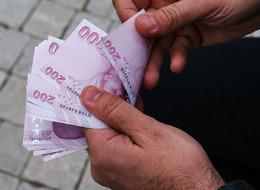 'Refah payı gelecek gibi görünüyor' Emekli memur zamlarıyla asgari ücreti karşılaştırdı! 'Matematik hep öyle'