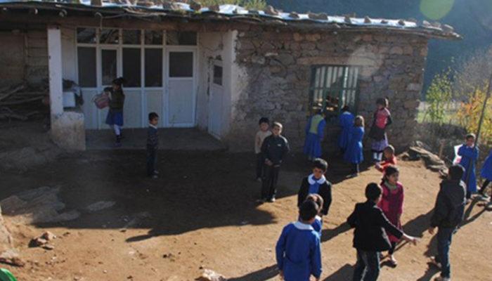 Kilis ve Hatay'ın sınır ilçelerinde okullar tatil edildi! Valilik açıkladı