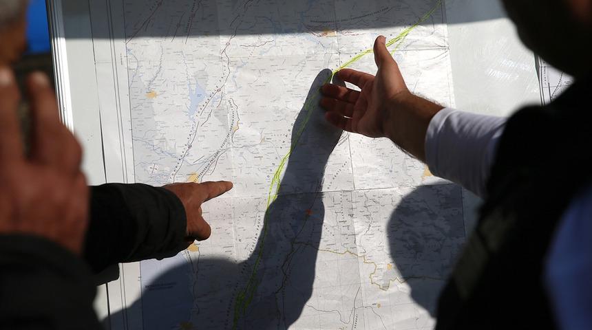 'Bu büyüklükte dünyada yok' 100'ün üzerinde bilim insanı inceliyor! Fay ve depremler için kritik 'Ciddi bir rakam'