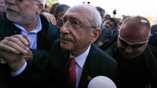 Kılıçdaroğlu katılmadı: Suçu ve suçluyu övme suçundan yargılandığı dava ertelendi