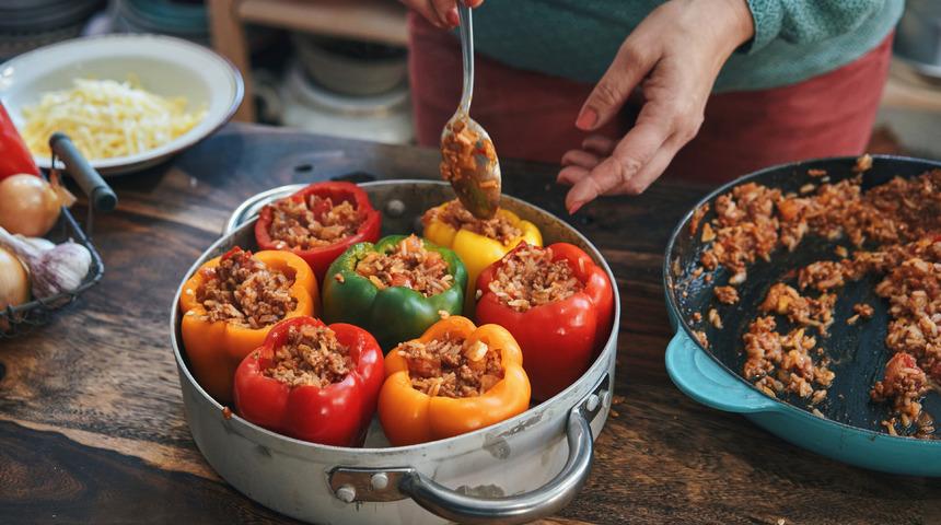 Etli biber dolması tarifi: Etli biber dolması nasıl yapılır?