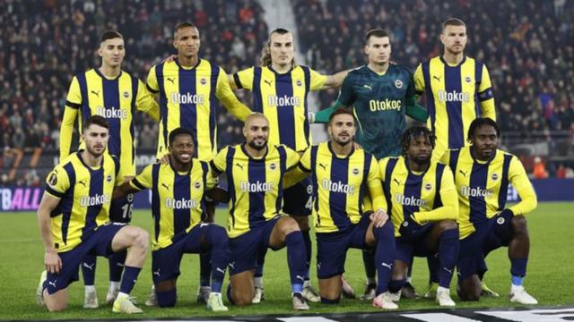 Fenerbahçe'de Slavia Prag maçına kısa bir süre kala Sofyan Amrabat şoku! Antrenmana çıkamadı