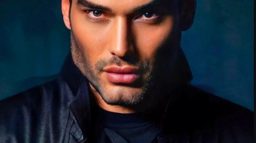 Yaşayan Nostradamus Athos Salome gözünü Kraliyet Ailesi'ne çevirdi! Kate Middleton'u uyardı: "Kemiklerine iyi bak"