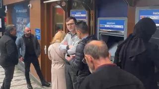 Gelinin uyanıklığı polisin dikkati 100 bin TL'yi kurtardı!