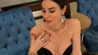 Yılbaşı gecesi ritüelini anlattı! Defne Samyeli 'Kırmızı iç çamaşırı...' deyip kendini tutamadı