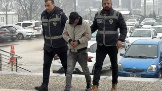 Bolu'da konakladığı otel odasında yakalanan hırsızlık şüphelisi tutuklandı